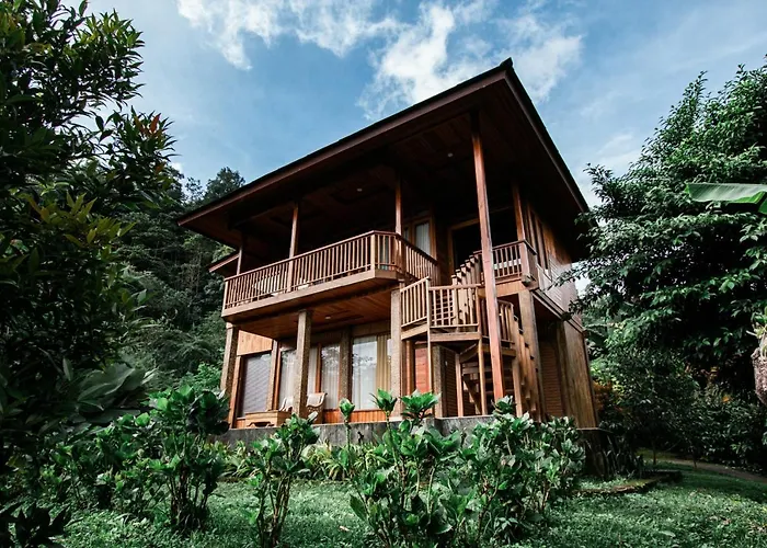 Menir Villa