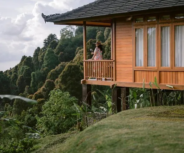 Menir Villa Munduk