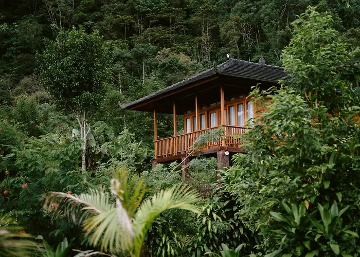 Menir Villa Munduk
