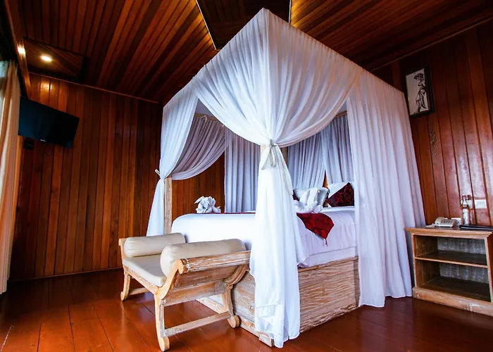 Menir Villa *